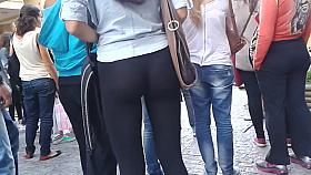 wow... beautiful ass