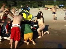 Hot teen nudists make this nude beach even hotter