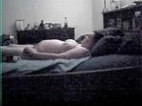 See my mature mum cumming. Hidden cam