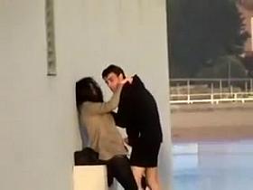 Tourist jerks off onto his pregnant girlfriend