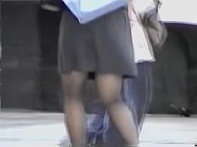 Only best amateur legs on the street candid video 07zzb