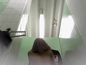 Spying a girl that can't restrain herself