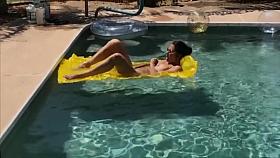 Pool Guy 4 - The Voyeur