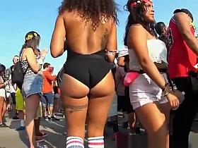 Tattooed chick with nice ass