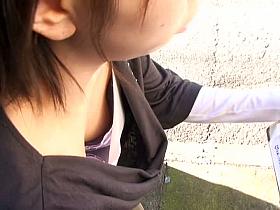 Downblouse sex video filmed by a voyeur