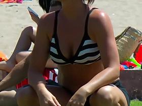 Cameltoe of a hot yoga girl