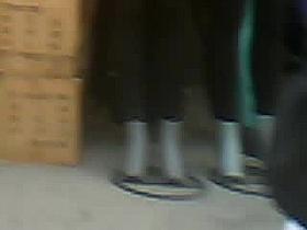 De compras: culona en spandex II