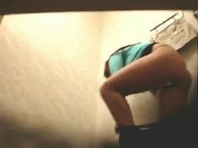 Espiando en Vestidores #05