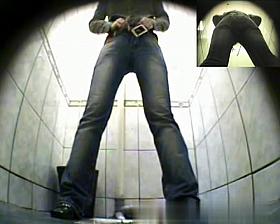 Girls Pissing voyeur video 87