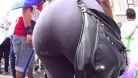 Huge boooty