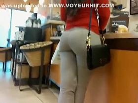 Waiting behind a big butt to get a coffee