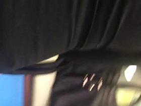 Bella signora alla posta