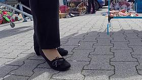 Public Shoes and Feet