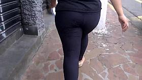 SDRUWS2 - BIG FAT BUTT DRIVES ME CRAZY