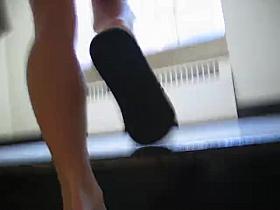 Upskirt (uncensored)