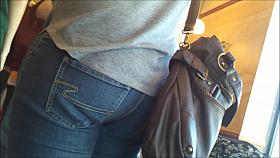 HIDDEN CAM TEENS SHOWING NICE ASSES IN RESTAURANT m137