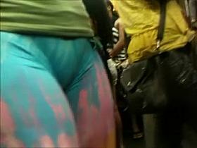 perfect ass and giant pussy voyeur