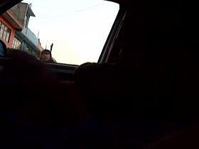 mostrando mi verga 2( yo creo que le gusto)