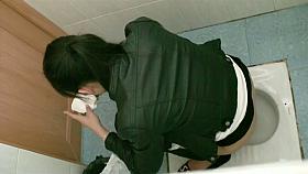 Beautiful asian teen on hidden pis cam