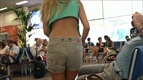 Downblouse in Malpensa airport