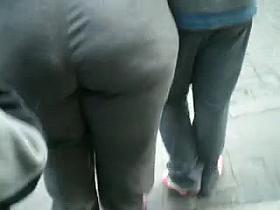 mega wide hips mature