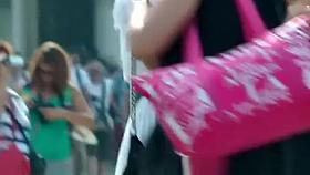 Hot tourist dress upskirt