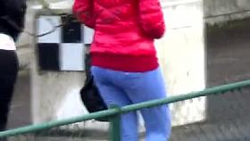 Candid - Nice Ass In Tight Jeans