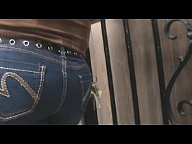 beautiful latina ass