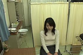 Very nice Asian babe gets a dirty Gyno exam with a toy