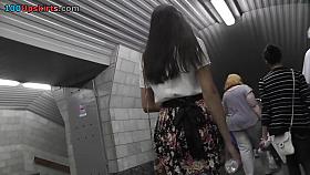 Upskirt in public with slender brunette hottie