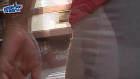 Roundest Ass in the Street! Perfect Cameltoe and Thong Flash