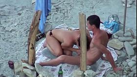 Naked Beach - Fine Oral-Service