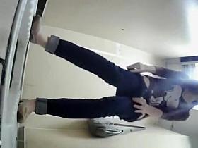 Teen with shaved pussy spied pissing