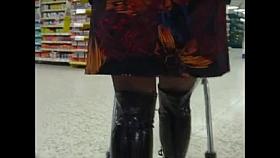 Mature in boots, upskirt, Voyeur
