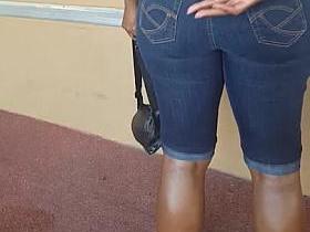 Candid Bubble butt ebony at Publix 1