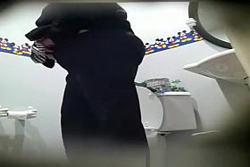 Two mature women and one hot girl peeing