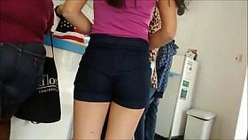 Novinha safadinha! o cuzinho ta pedindo!