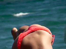 Attention whore does a handstand