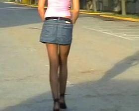 Per strada in collant