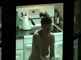 Espiando por la ventana 2