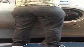 Laundromat ass