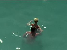 Couple kissing and fucking in the water