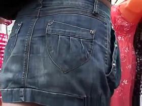 Short jeans skirt girl upskirted
