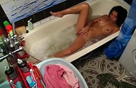 Tickle The Wet Crack Voyeur Movie