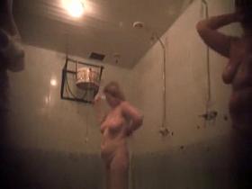 Watch Showers Movie Show