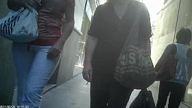 guy gets caught filming a cameltoe