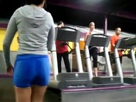 Observando en el Gym #10