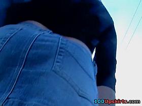 Facile way to discharge upskirt