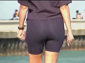 A usual housewife unusual and candid butt view on cam 01n