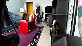 Bimbo Suce Un Coursier 3 Min